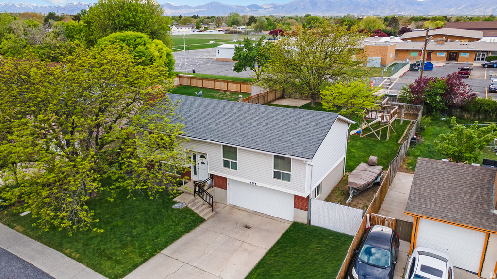 4884 S HUNTINGTON RD Taylorsville, UT 84129