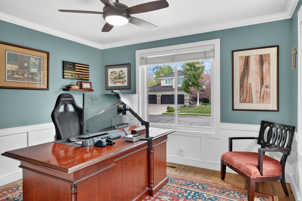 11038 S LONGDALE CIR Sandy, UT 84092