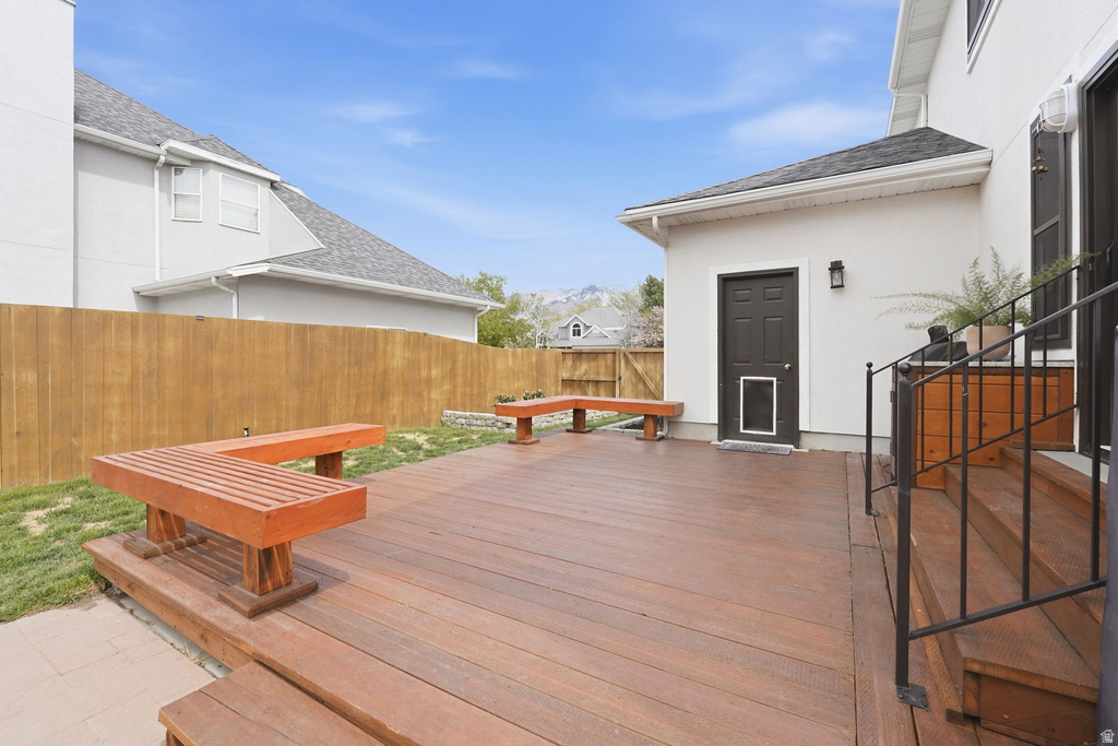 11038 S LONGDALE CIR Sandy, UT 84092