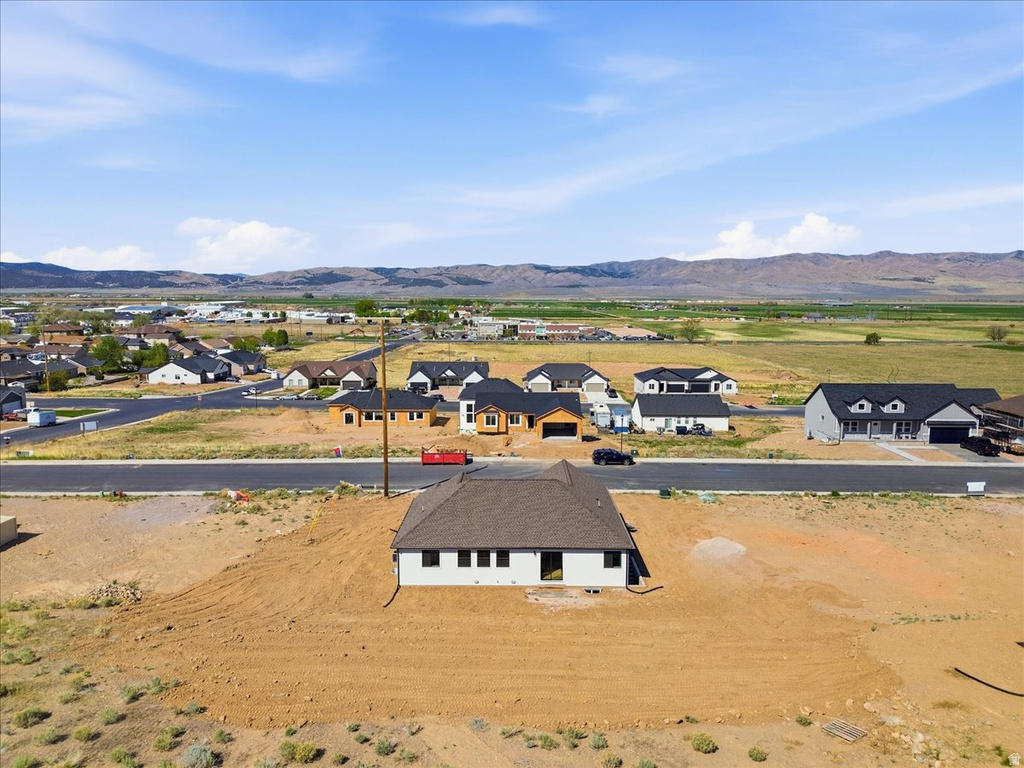 1552 N 250 E Nephi, UT 84648