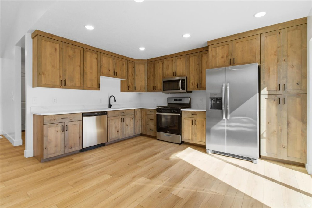 1552 N 250 E Nephi, UT 84648