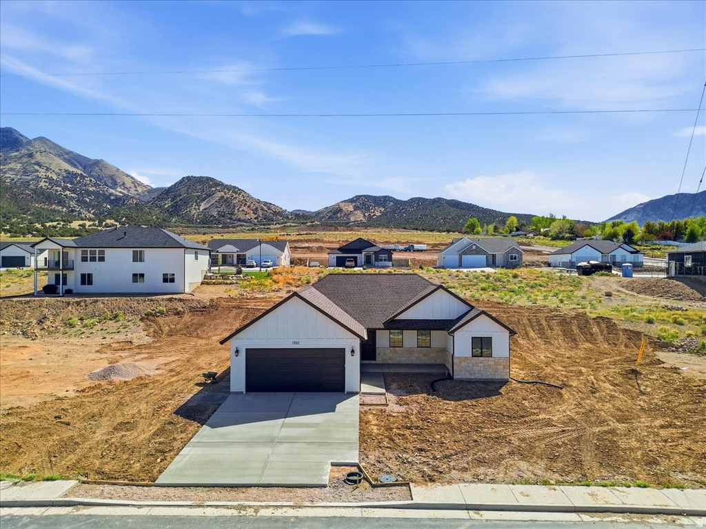 1552 N 250 E Nephi, UT 84648