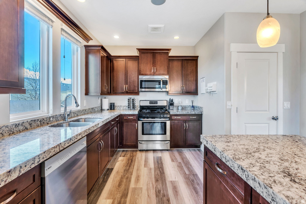 4917 W DAYBREAK PKWY South Jordan, UT 84009