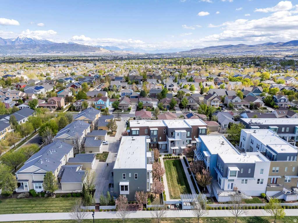 4917 W DAYBREAK PKWY South Jordan, UT 84009