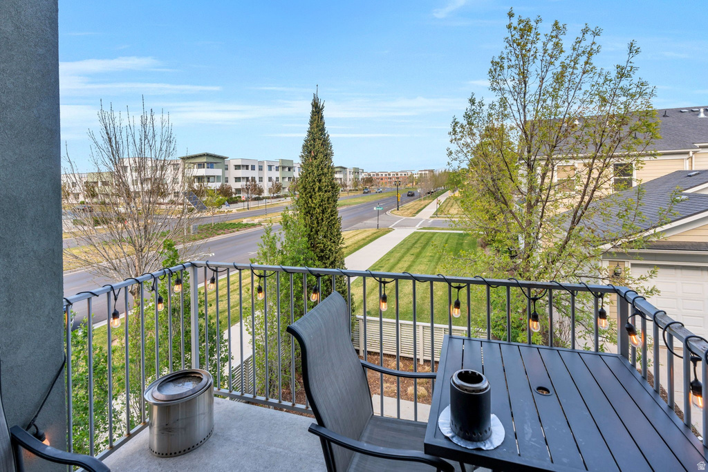 4917 W DAYBREAK PKWY South Jordan, UT 84009