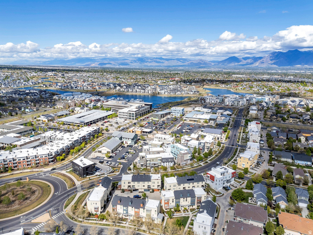 4917 W DAYBREAK PKWY South Jordan, UT 84009