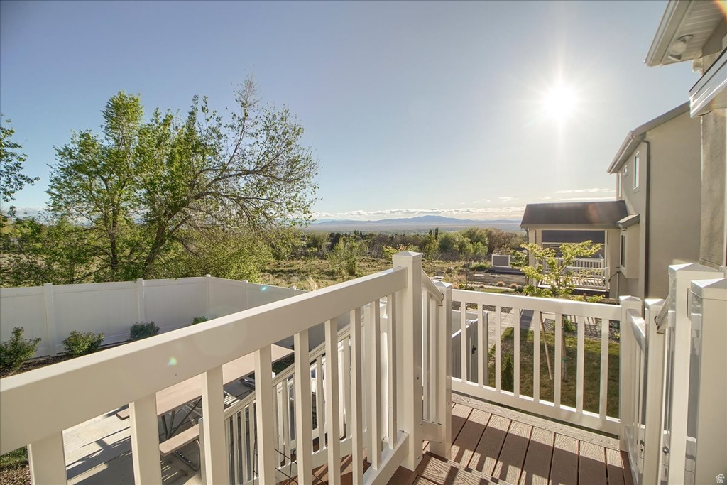 1390 E ORCHARD RIDGE LN Kaysville, UT 84037