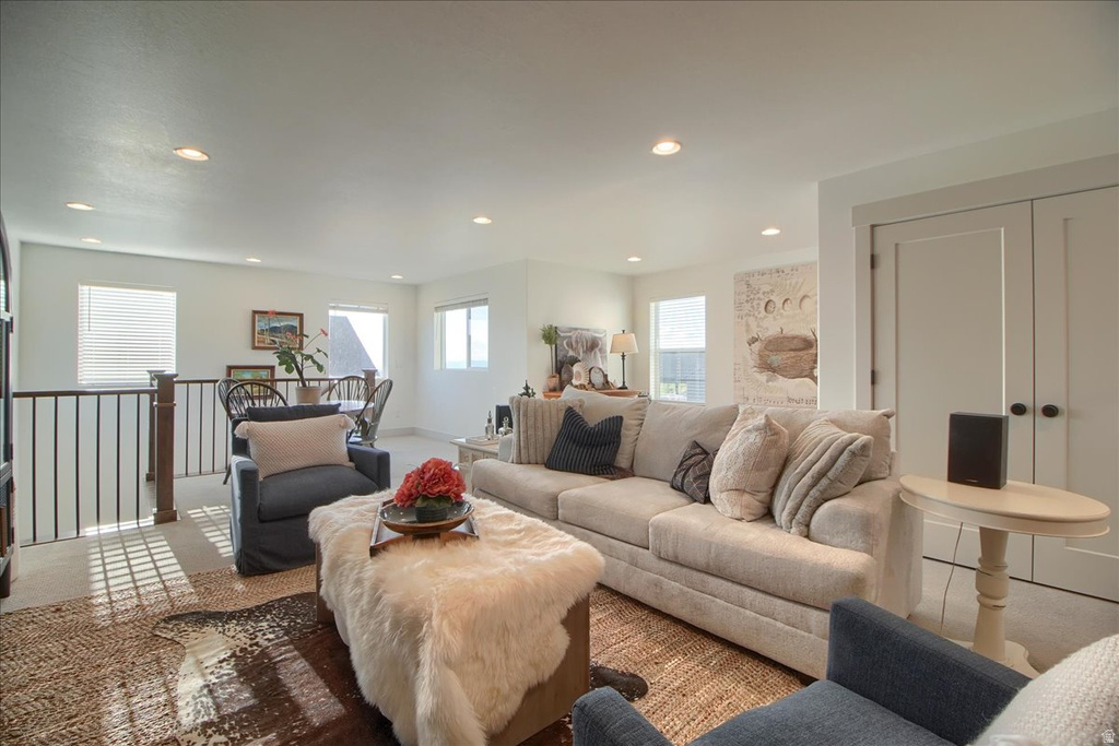 1390 E ORCHARD RIDGE LN Kaysville, UT 84037