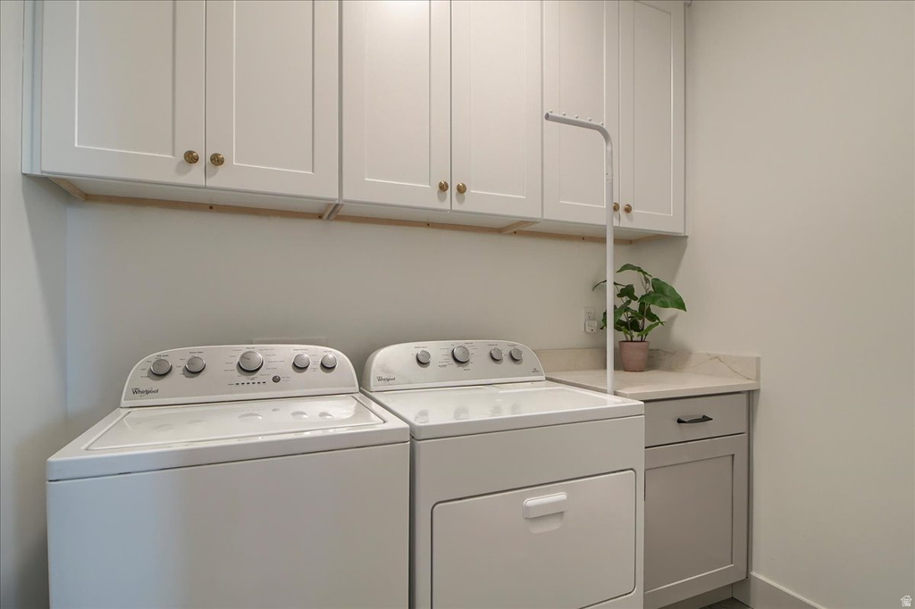 1390 E ORCHARD RIDGE LN Kaysville, UT 84037