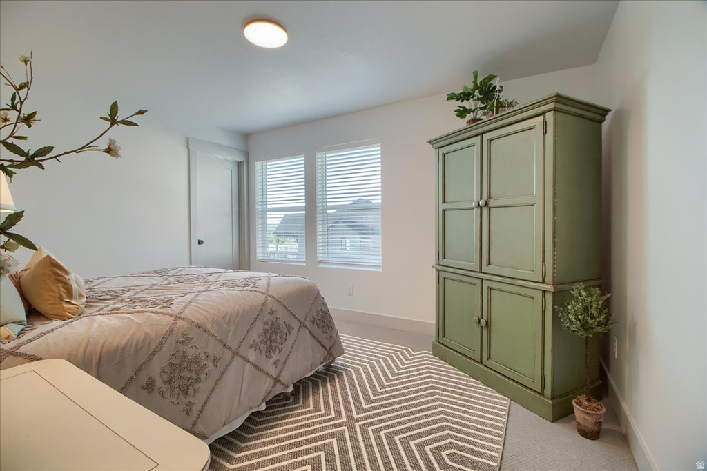1390 E ORCHARD RIDGE LN Kaysville, UT 84037