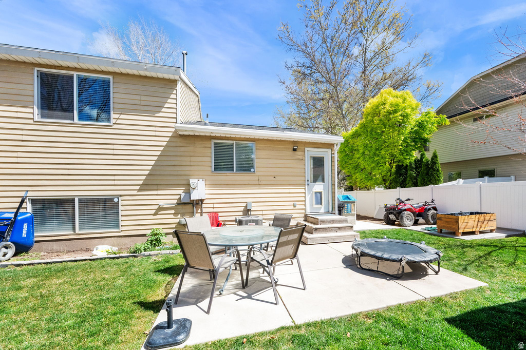 8846 S CEDAR ST West Jordan, UT 84088