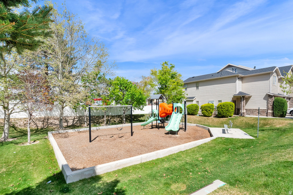 8846 S CEDAR ST West Jordan, UT 84088