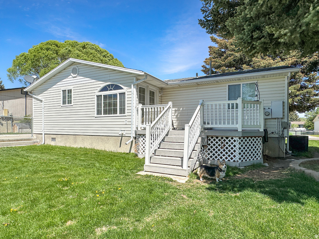 415 N CEDAR LN Orangeville, UT 84537