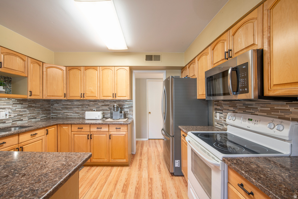 1190 E 2700 S #A1 Salt Lake City, UT 84106