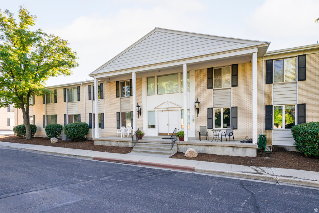 1190 E 2700 S #A1 Salt Lake City, UT 84106