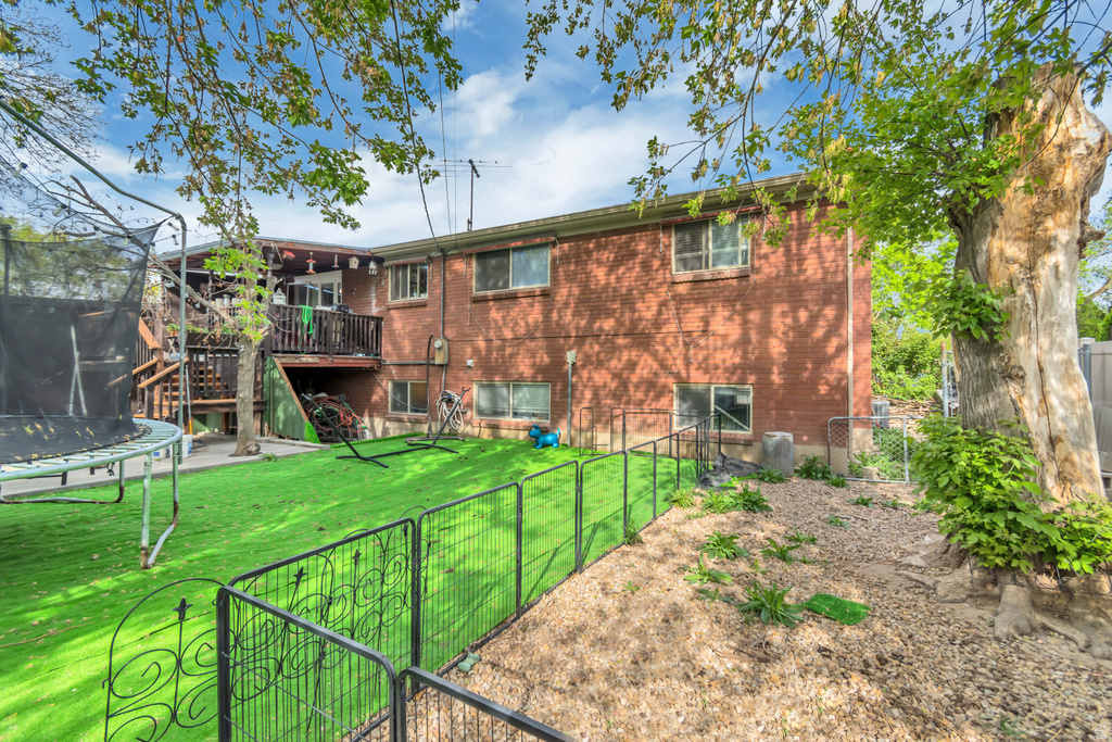 7470 S RAMANEE DR DR Midvale, UT 84047