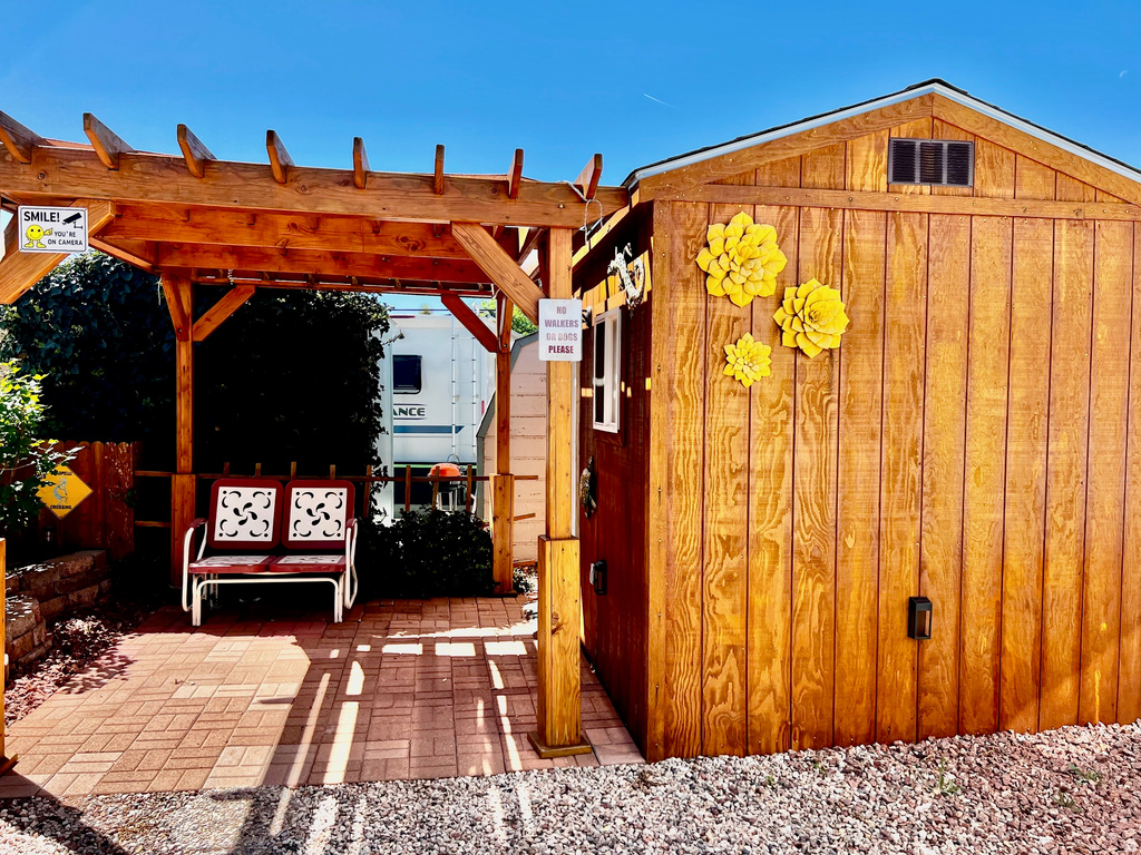 1225 N DIXIE DOWNS RD St. George, UT 84770