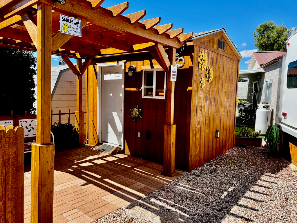 1225 N DIXIE DOWNS RD St. George, UT 84770