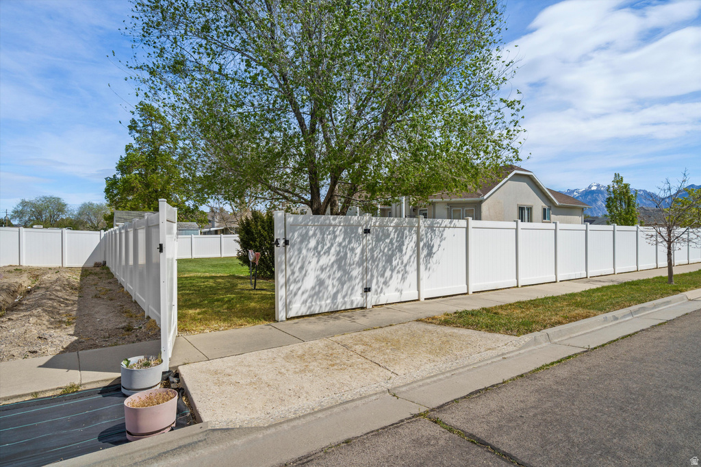 12488 S 1255 W Riverton, UT 84065