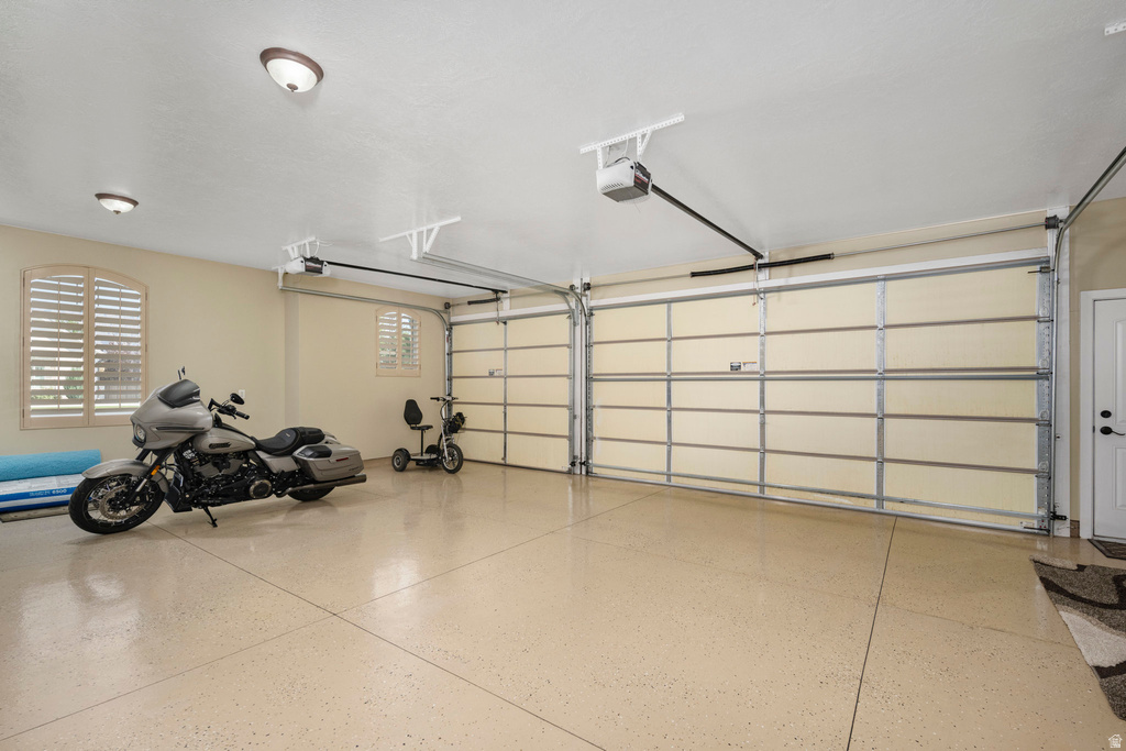 1829 W HERITAGE RANCH DR Farr West, UT 84404