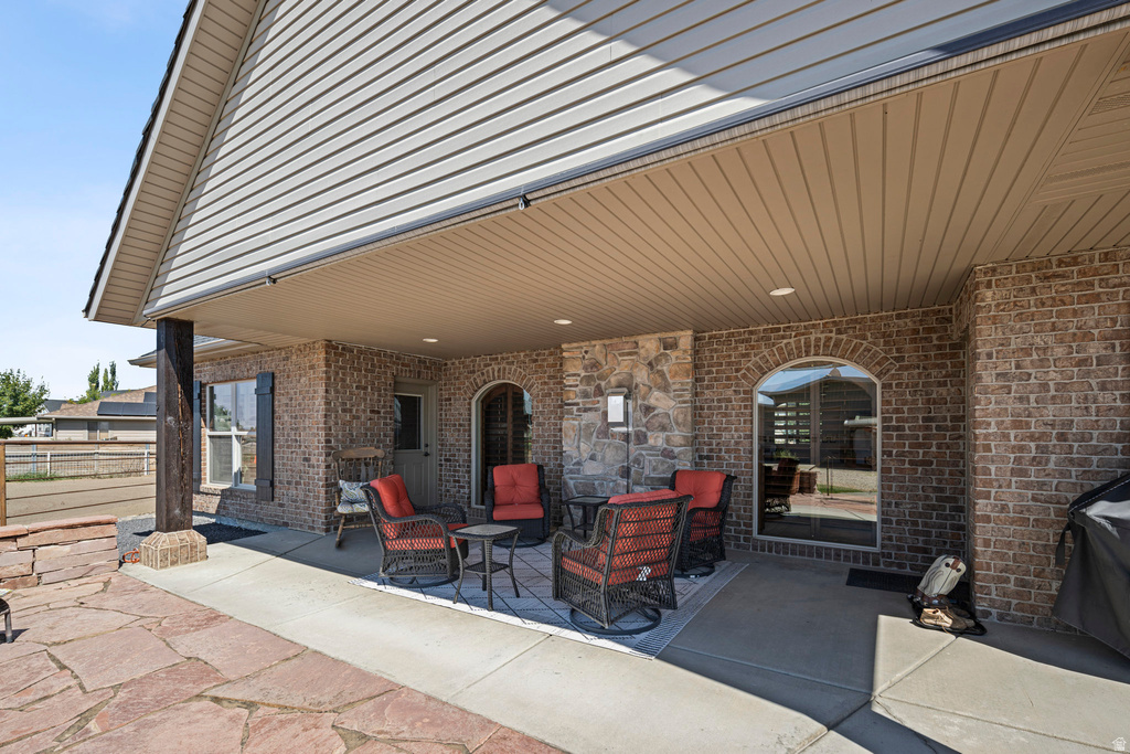 1829 W HERITAGE RANCH DR Farr West, UT 84404