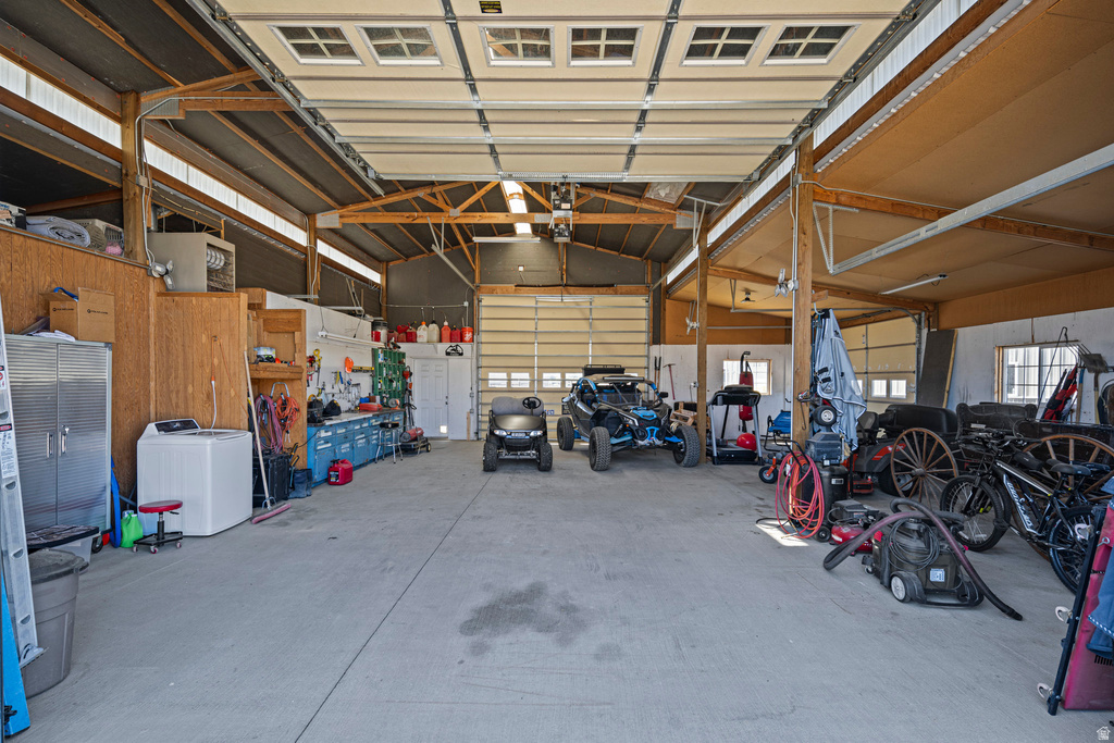 1829 W HERITAGE RANCH DR Farr West, UT 84404