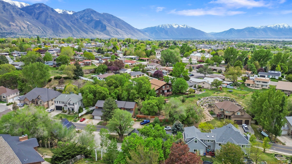 302 W HIDDEN HOLLOW DR Orem, UT 84058