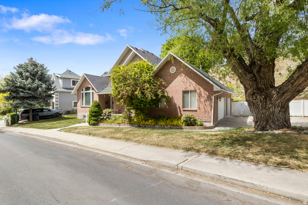 302 W HIDDEN HOLLOW DR Orem, UT 84058