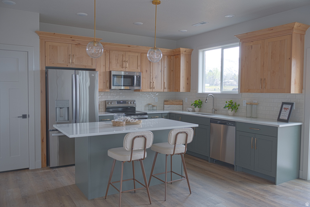 190 E 625 S Hyde Park, UT 84318
