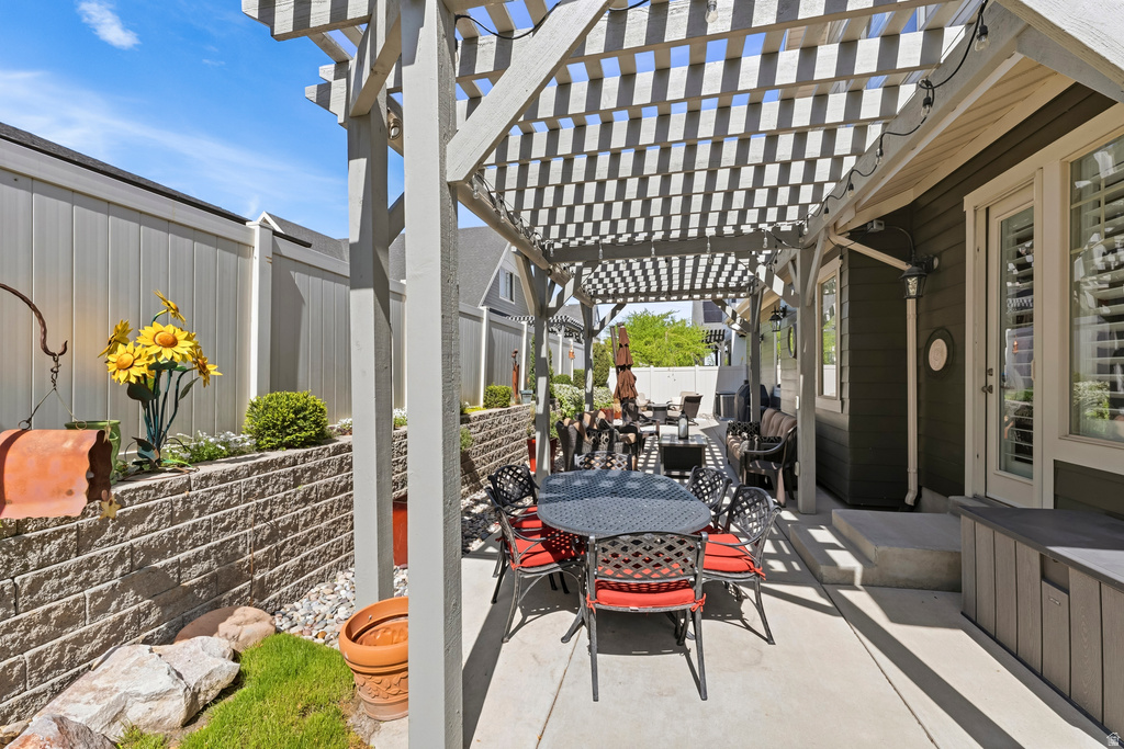 10718 S NAVARRO WAY South Jordan, UT 84009