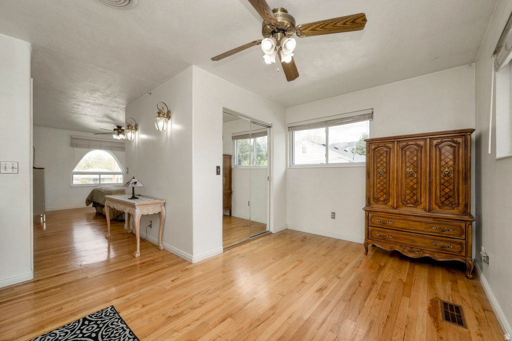 1860 E SPRING LN Holladay, UT 84117