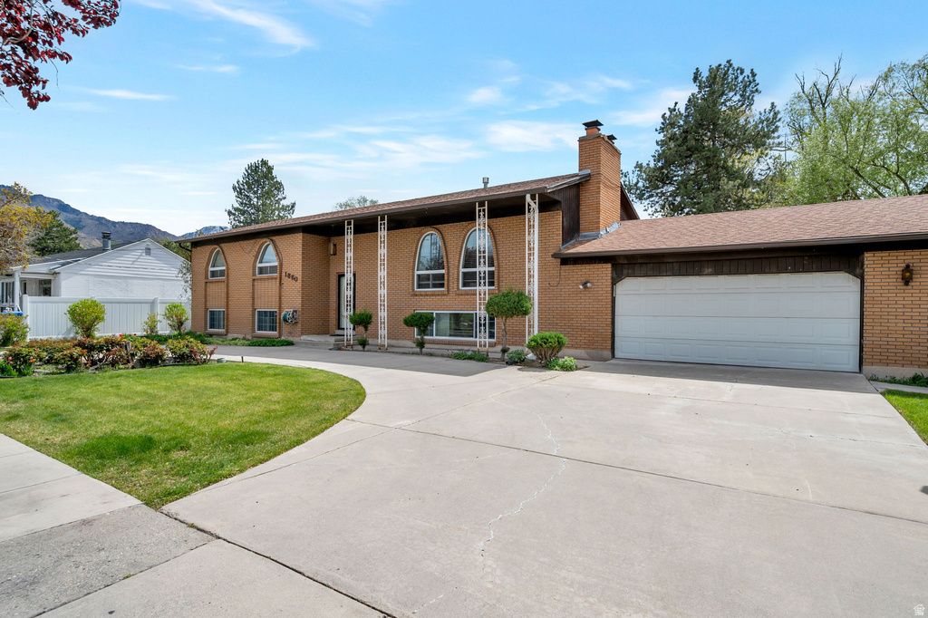 1860 E SPRING LN Holladay, UT 84117