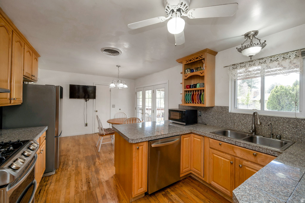 1860 E SPRING LN Holladay, UT 84117