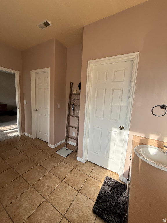 1453 S 400 E Kaysville, UT 84037