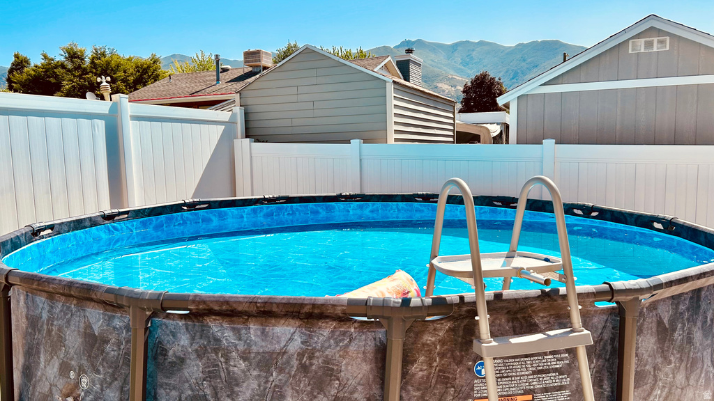 1453 S 400 E Kaysville, UT 84037