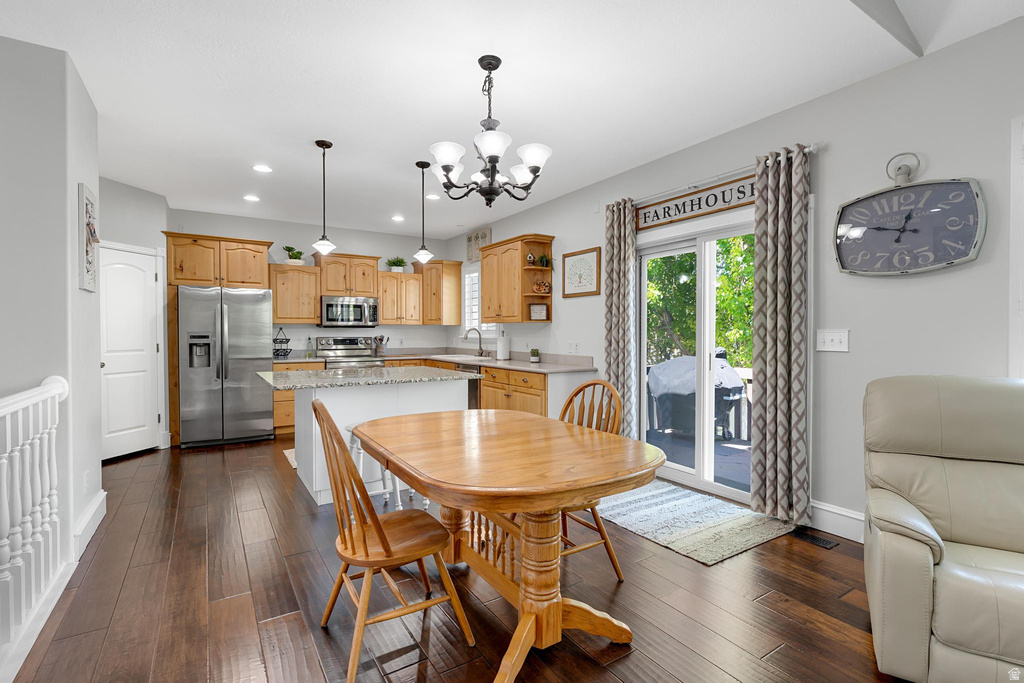 244 W ALPINE DR Saratoga Springs, UT 84045