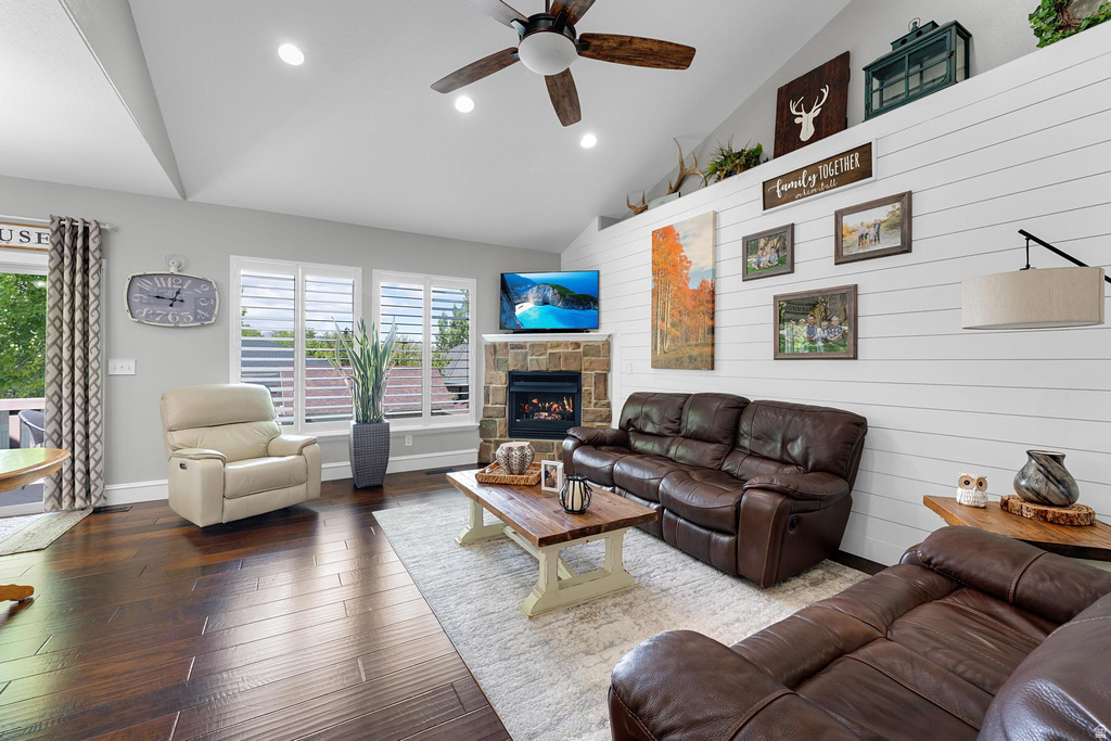 244 W ALPINE DR Saratoga Springs, UT 84045