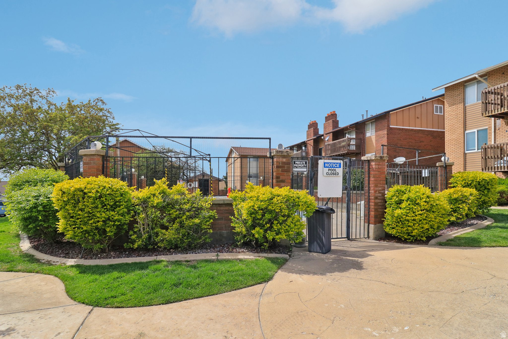 2122 W 5600 S Roy, UT 84067