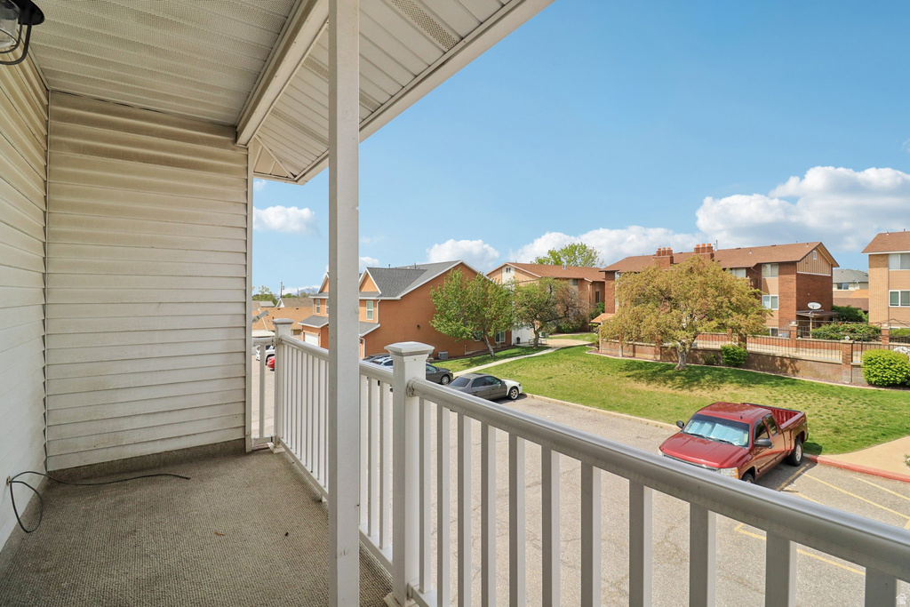 2122 W 5600 S Roy, UT 84067