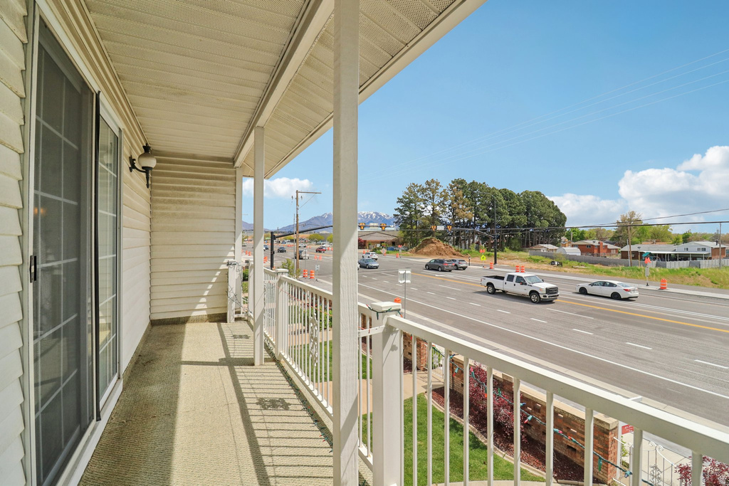 2122 W 5600 S Roy, UT 84067