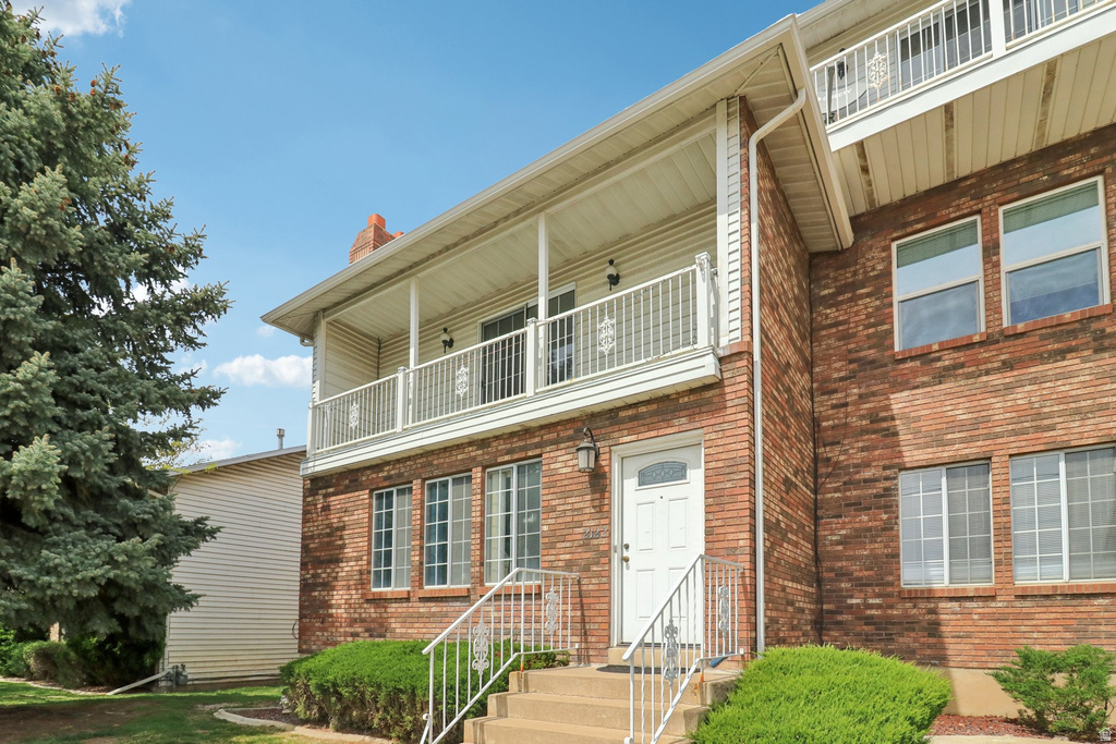 2122 W 5600 S Roy, UT 84067