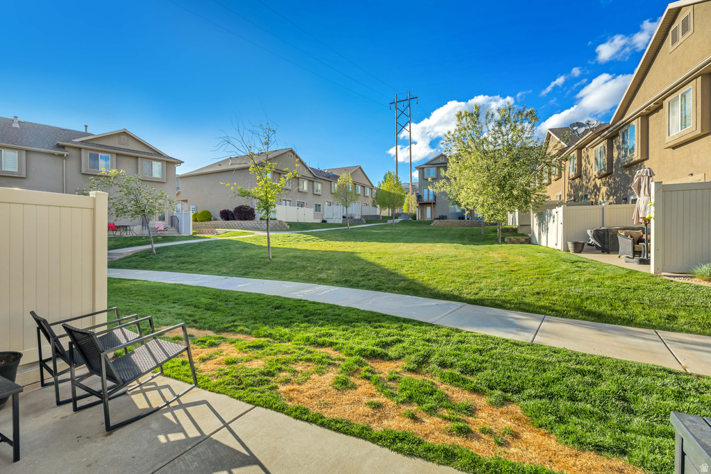 1865 E WHITETAIL WAY Layton, UT 84040