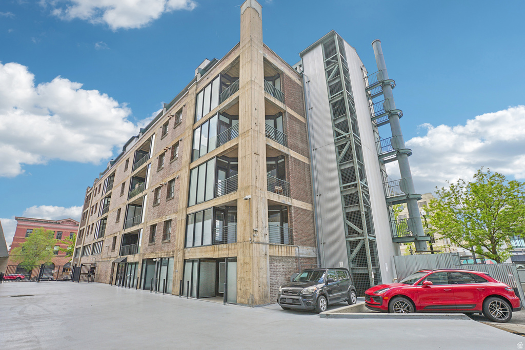 380 W 200 S #306 Salt Lake City, UT 84101