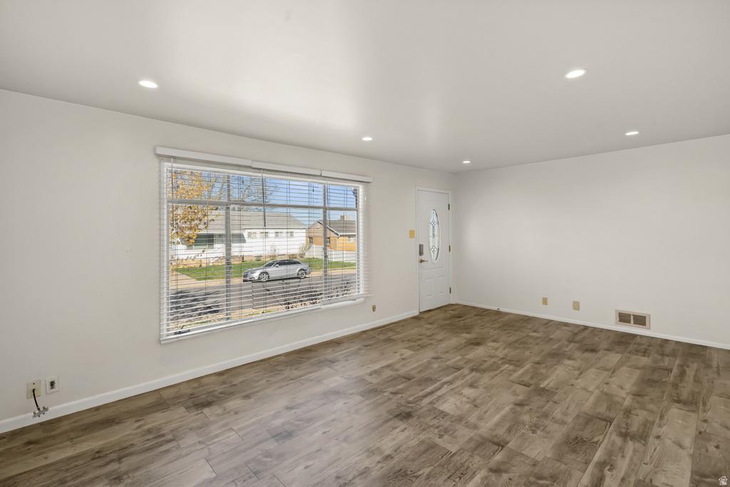 4594 S 250 E Washington Terrace, UT 84405