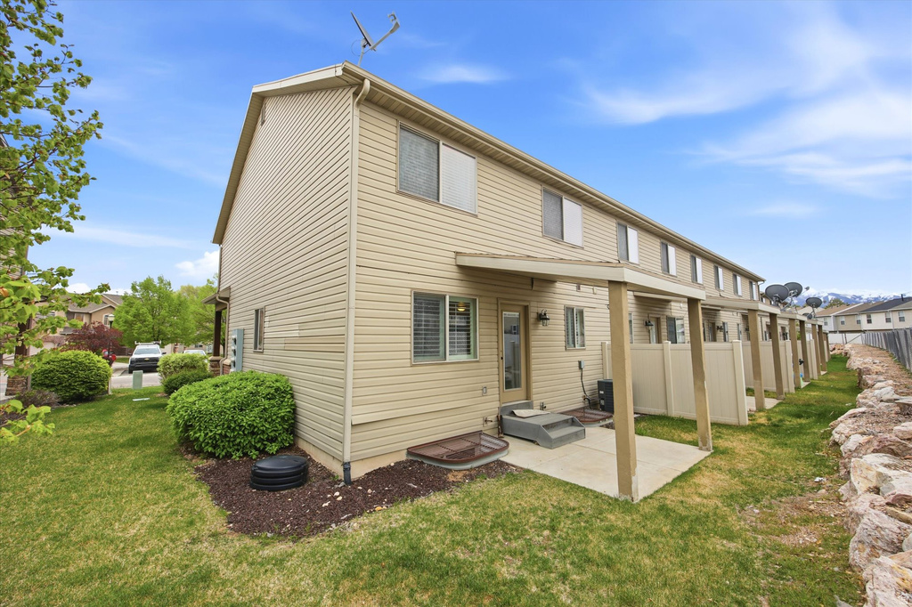 1805 W 5050 S Roy, UT 84067