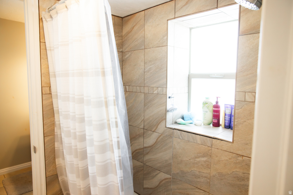 1013 W 3000 N Pleasant View, UT 84414