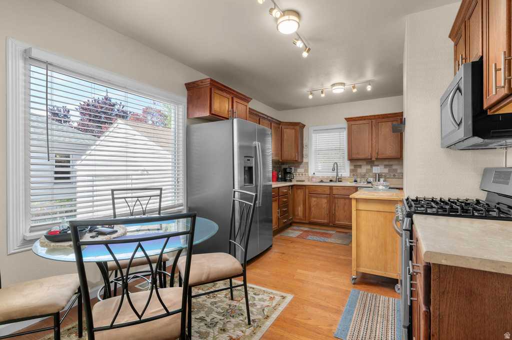 7856 S PIONEER ST Midvale, UT 84047