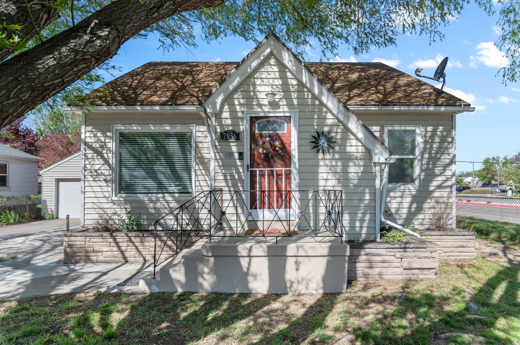 7856 S PIONEER ST Midvale, UT 84047