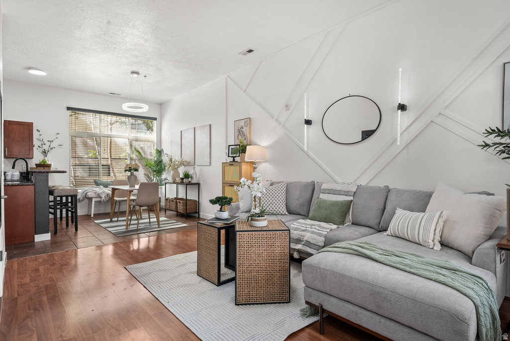 520 E 500 ST #104 Salt Lake City, UT 84102