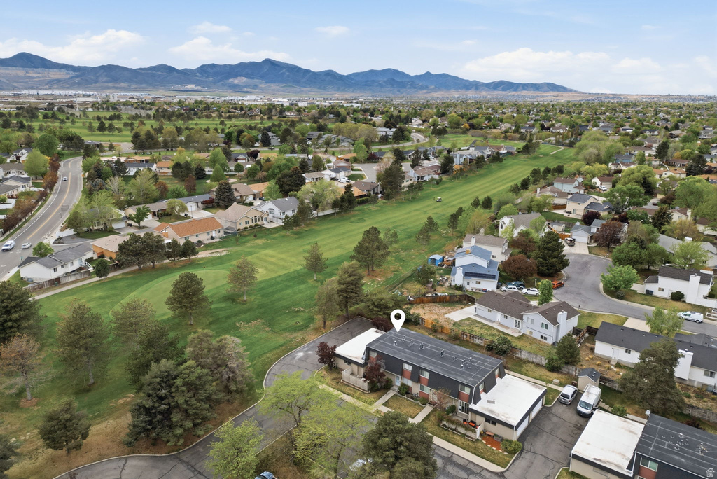 9754 S YORKSHIRE DR South Jordan, UT 84009